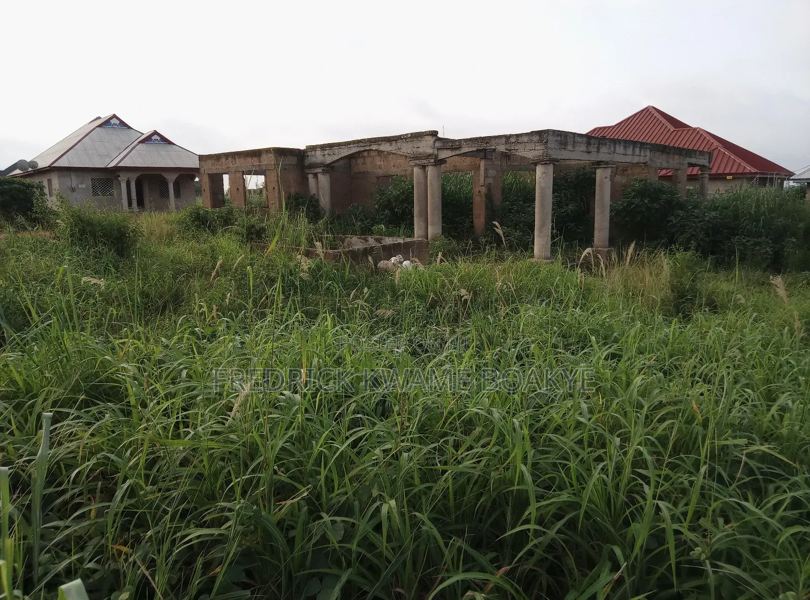 4bdrm House in 4 Bedrooms House For, Kumasi Metropolitan for sale
