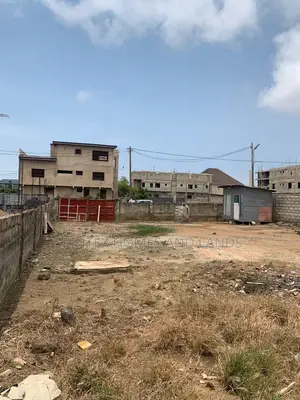 One Plot for Sale, Size 65/85