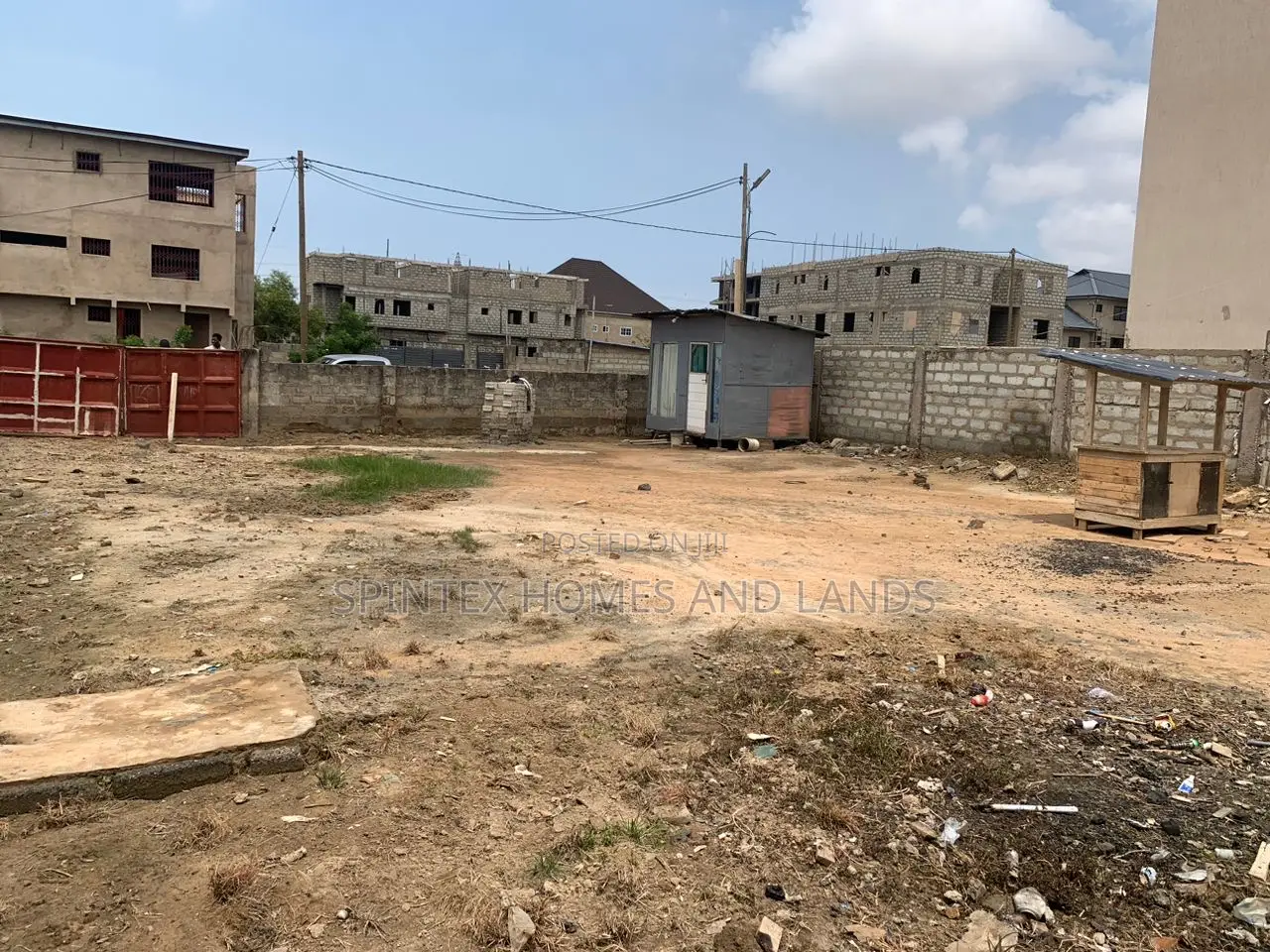 One Plot for Sale, Size 65/85
