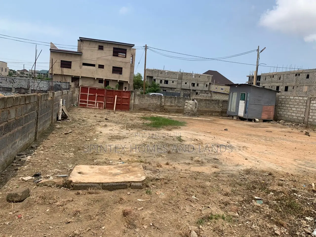 One Plot for Sale, Size 65/85