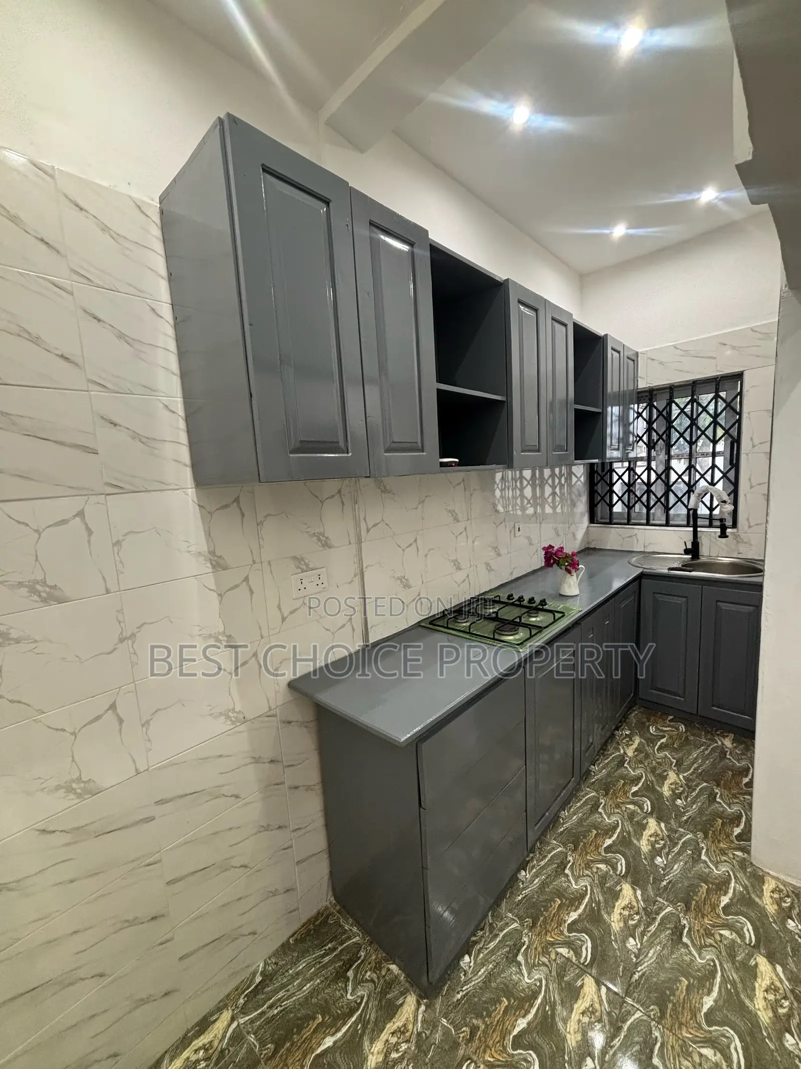 2bdrm Apartment in Lakeside Community 1 for rent