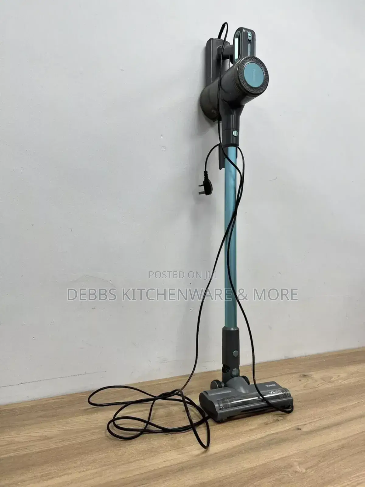 Tower Chargeable Vacuum Cleaner Uk