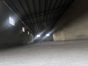 1000 SQM Warehouse at Avenor for Sale