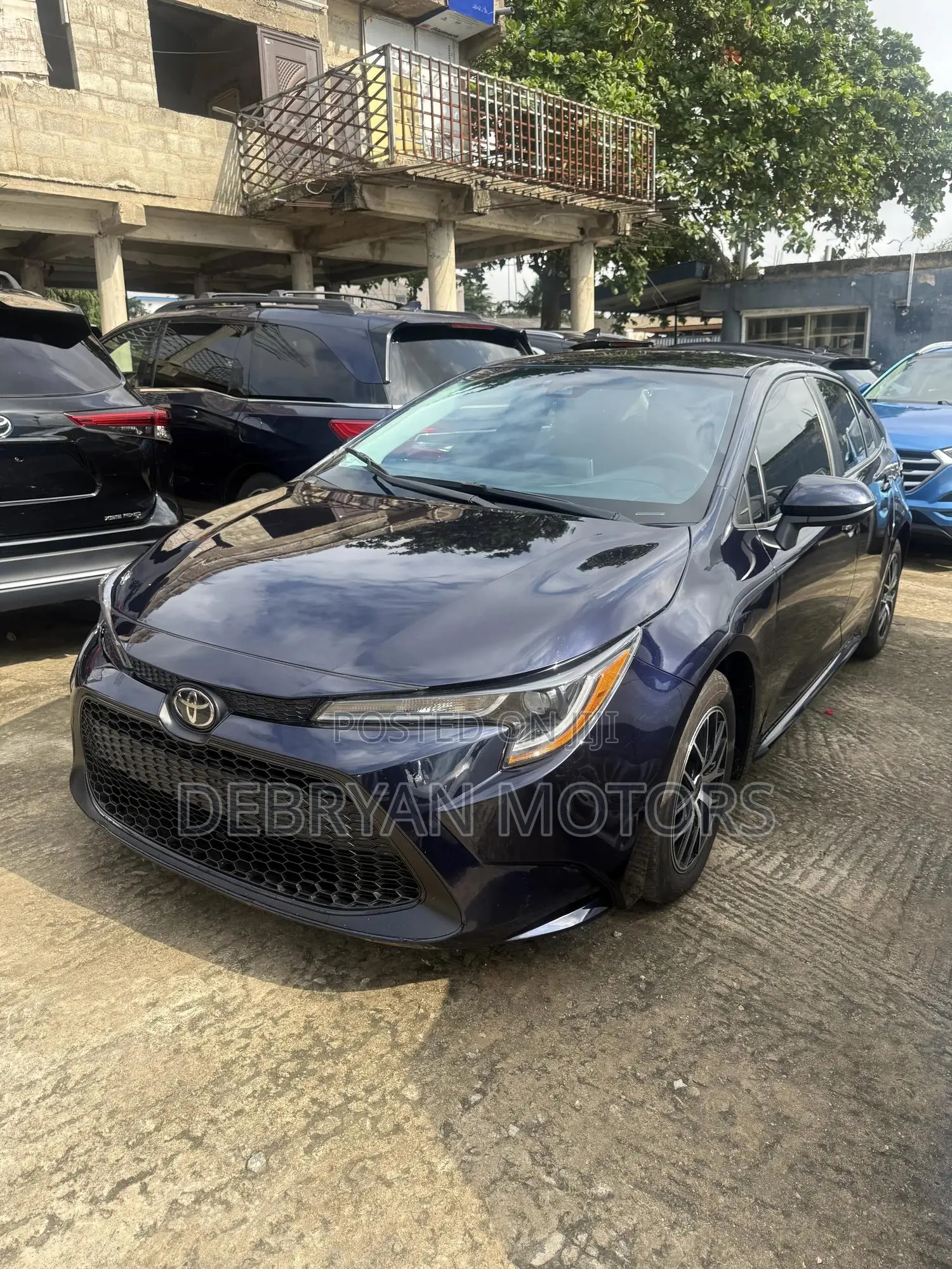 Toyota Corolla LE 2021 Blue