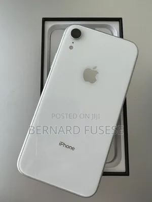 Apple iPhone XR 128 GB White