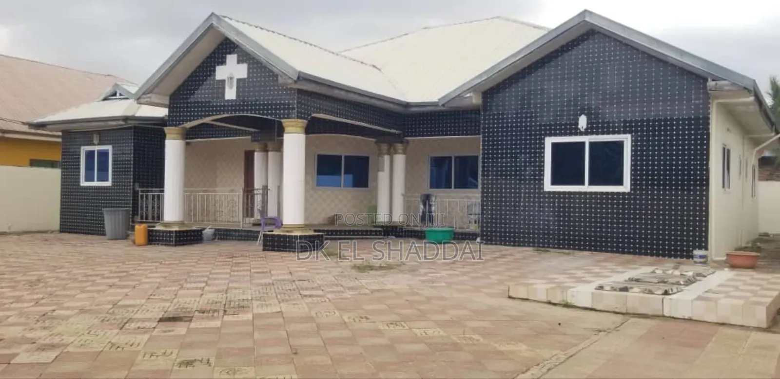 5bdrm House in Pokuase for rent