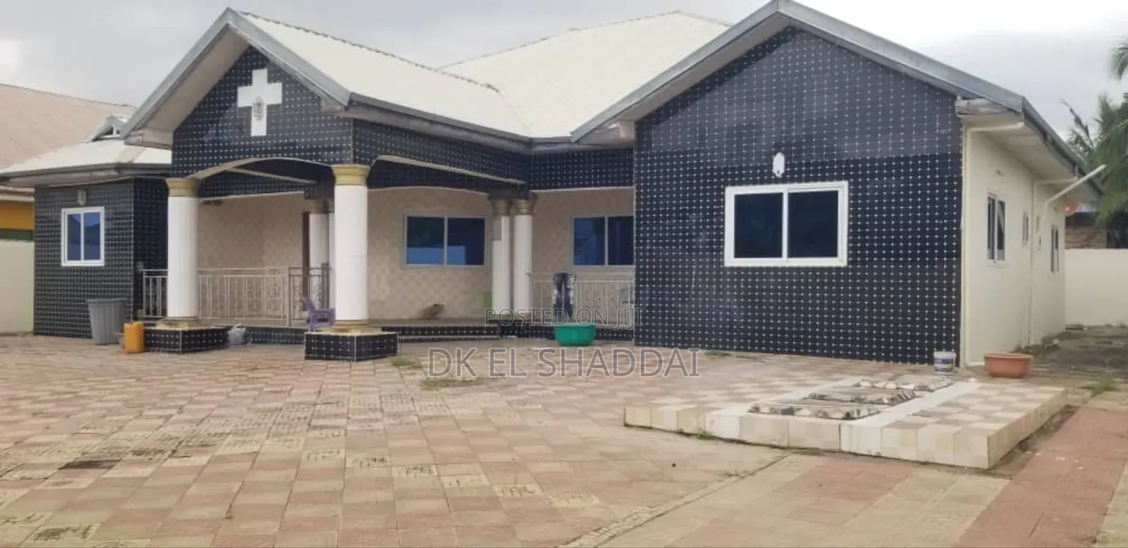 5bdrm House in Pokuase for rent