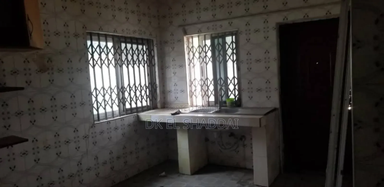 5bdrm House in Pokuase for rent