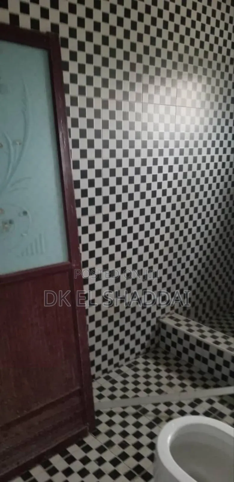 5bdrm House in Pokuase for rent