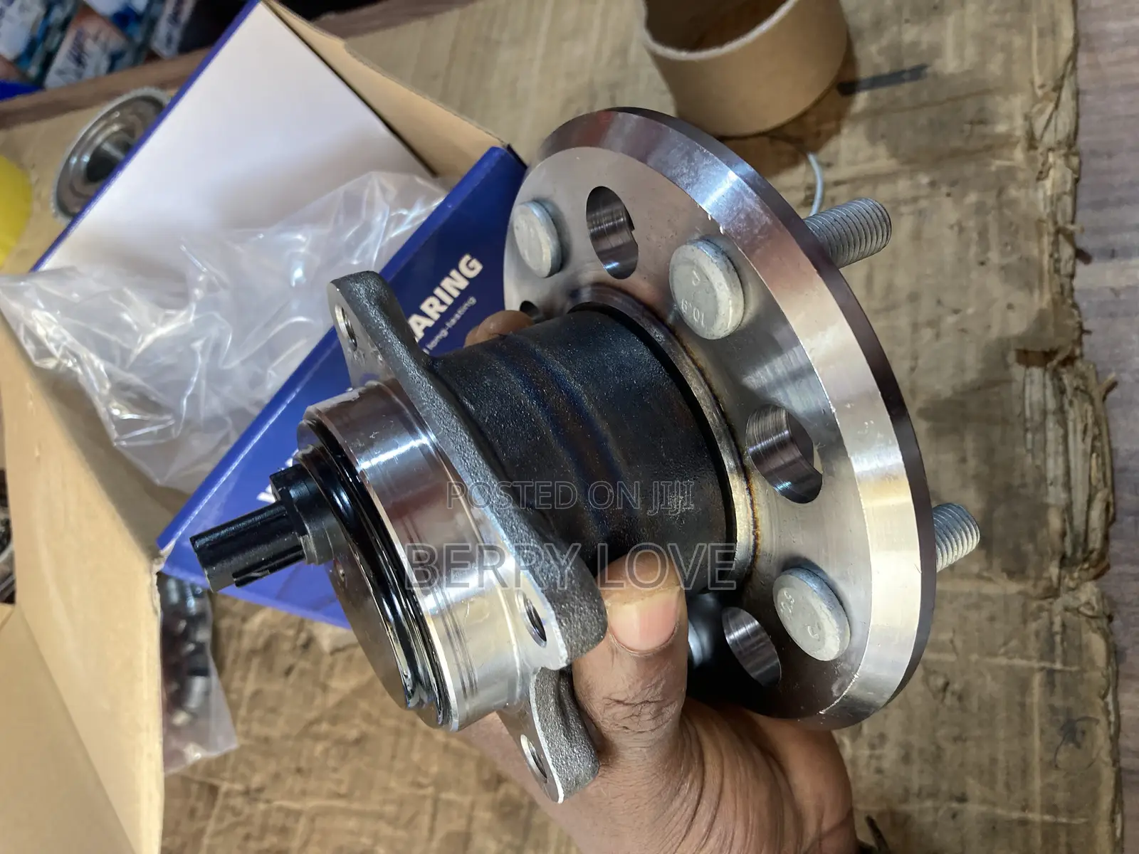 2015 Complete Back Hub for Camry