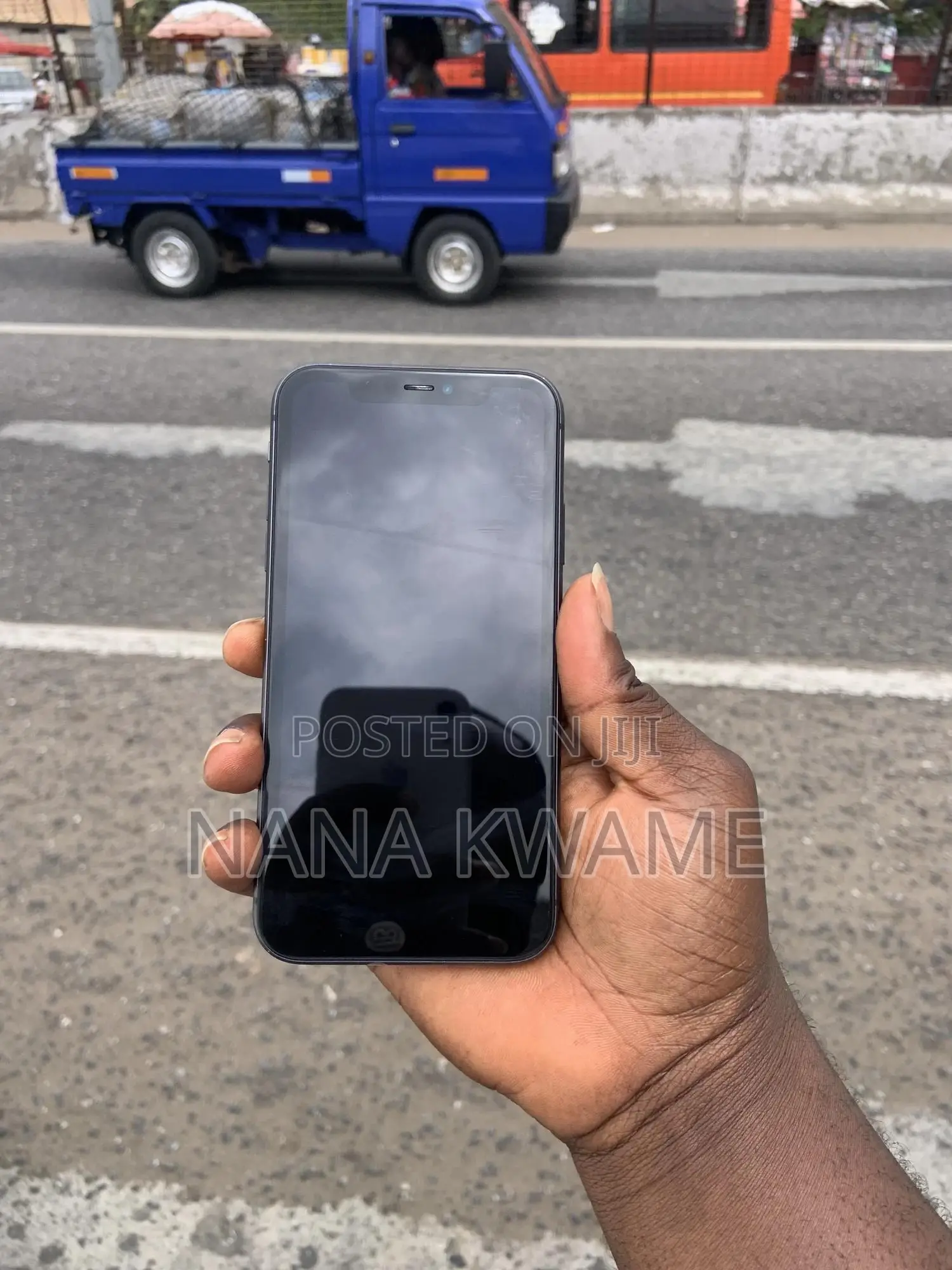 New Apple iPhone 11 64 GB Black
