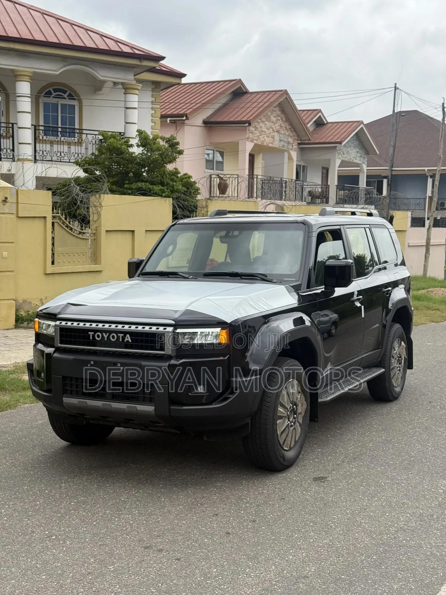 New Toyota Land Cruiser Prado 2.7 2024 Black