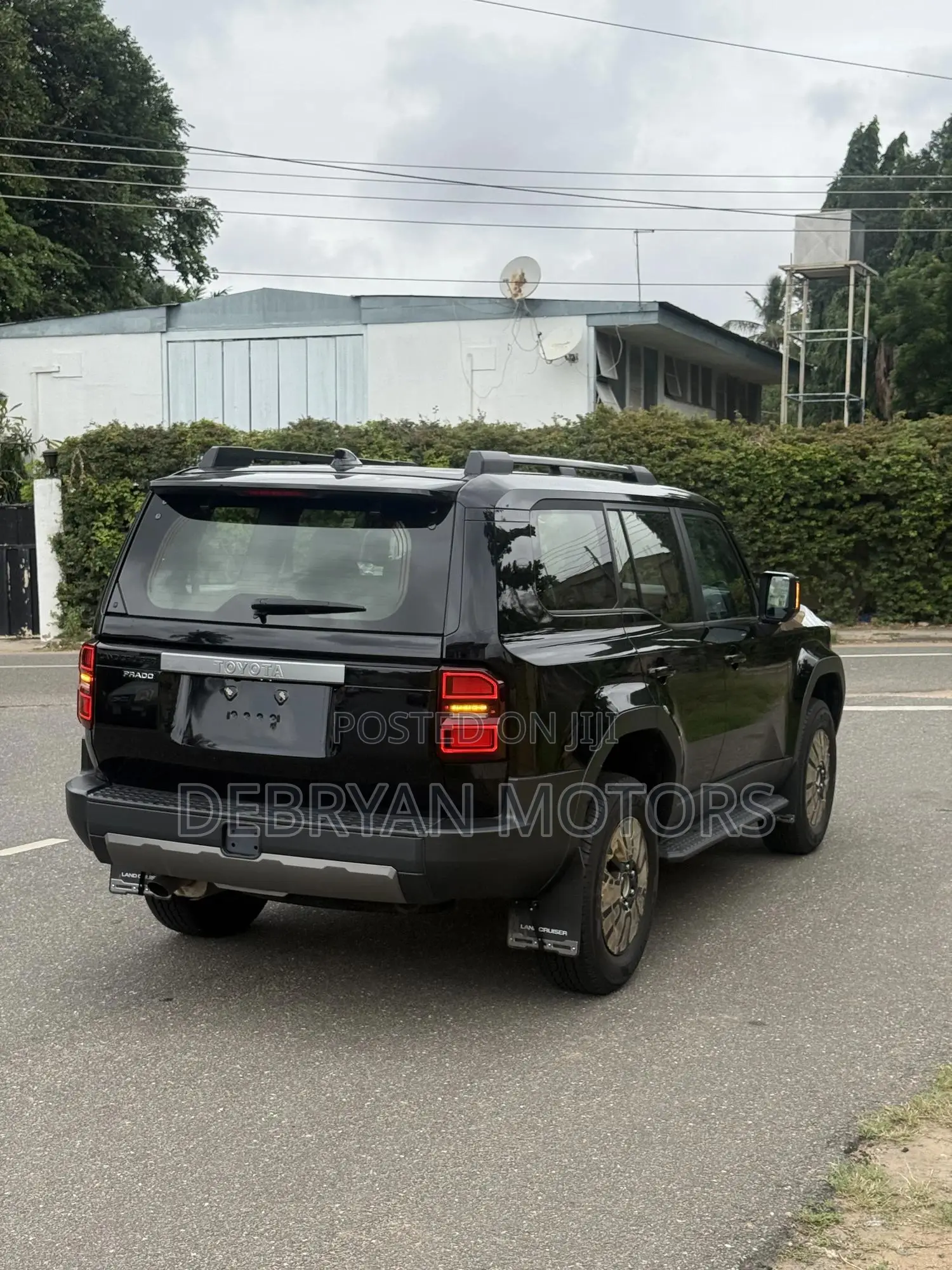 New Toyota Land Cruiser Prado 2.7 2024 Black