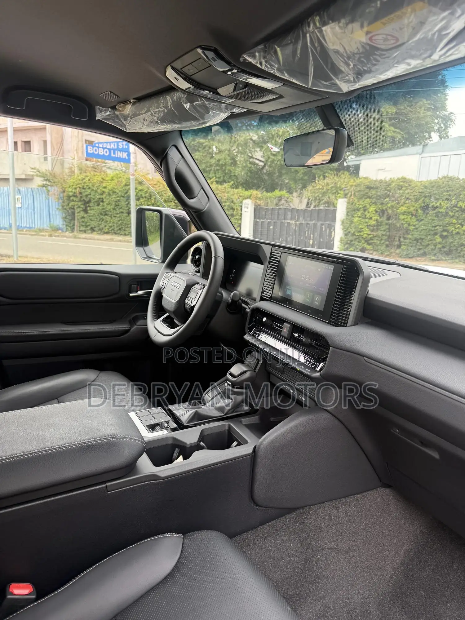 New Toyota Land Cruiser Prado 2.7 2024 Black