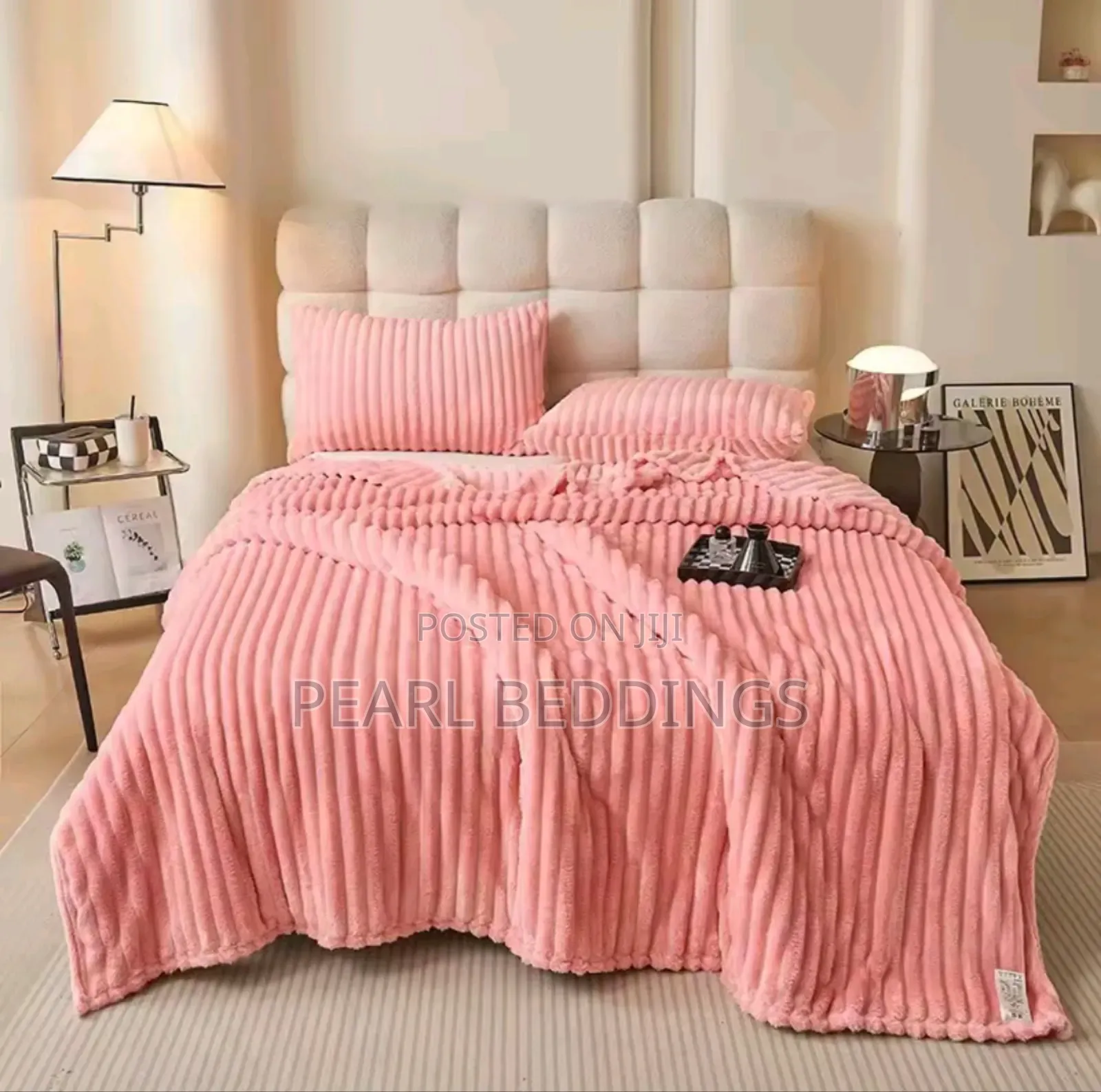 Premium Luxurious Stripped Plush Blanket With 2 Pillowcase