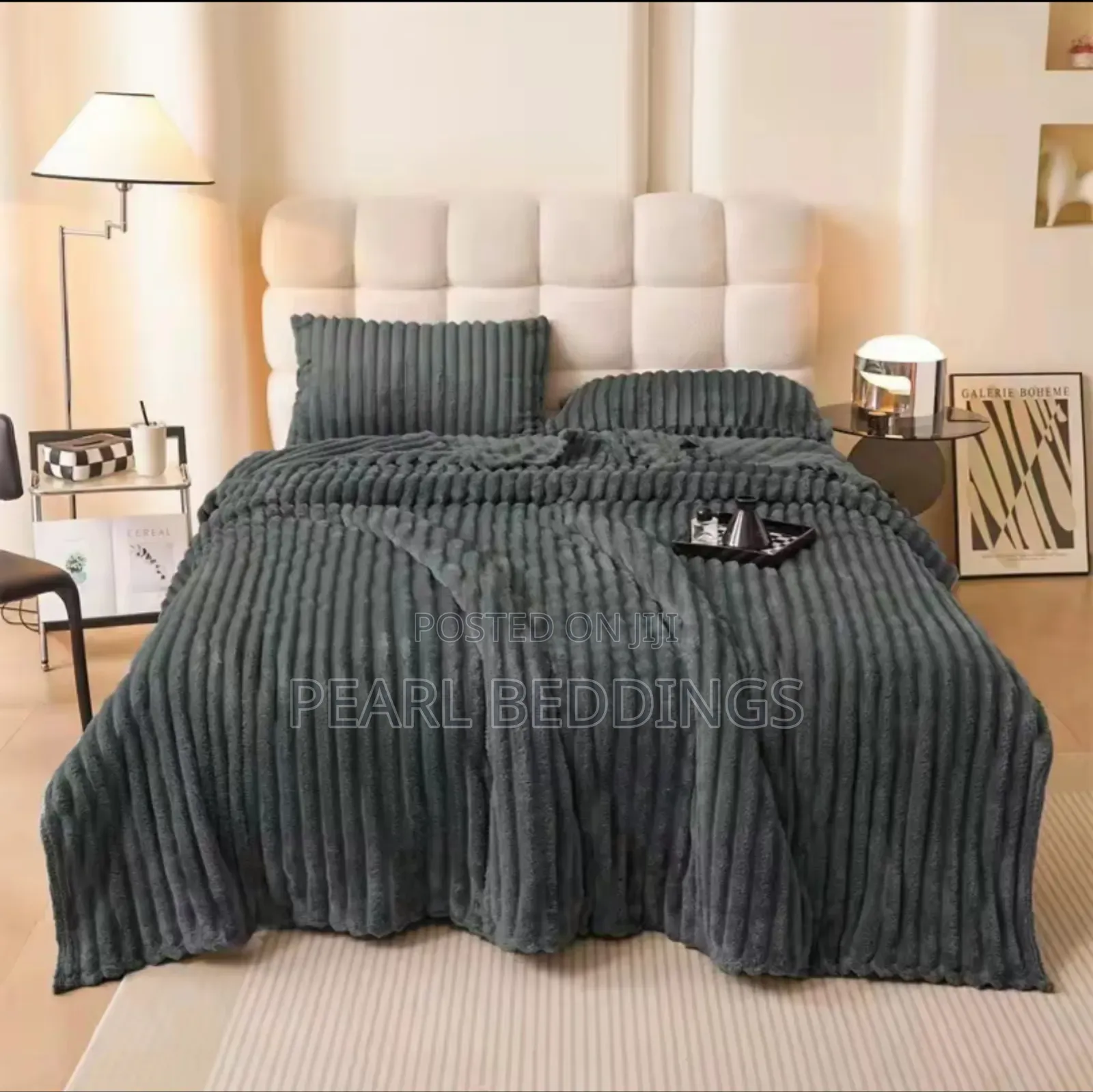 Premium Luxurious Stripped Plush Blanket With 2 Pillowcase