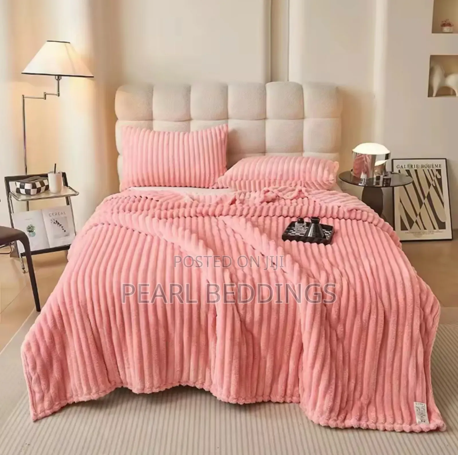 Premium Luxurious Stripped Plush Blanket With 2 Pillowcase