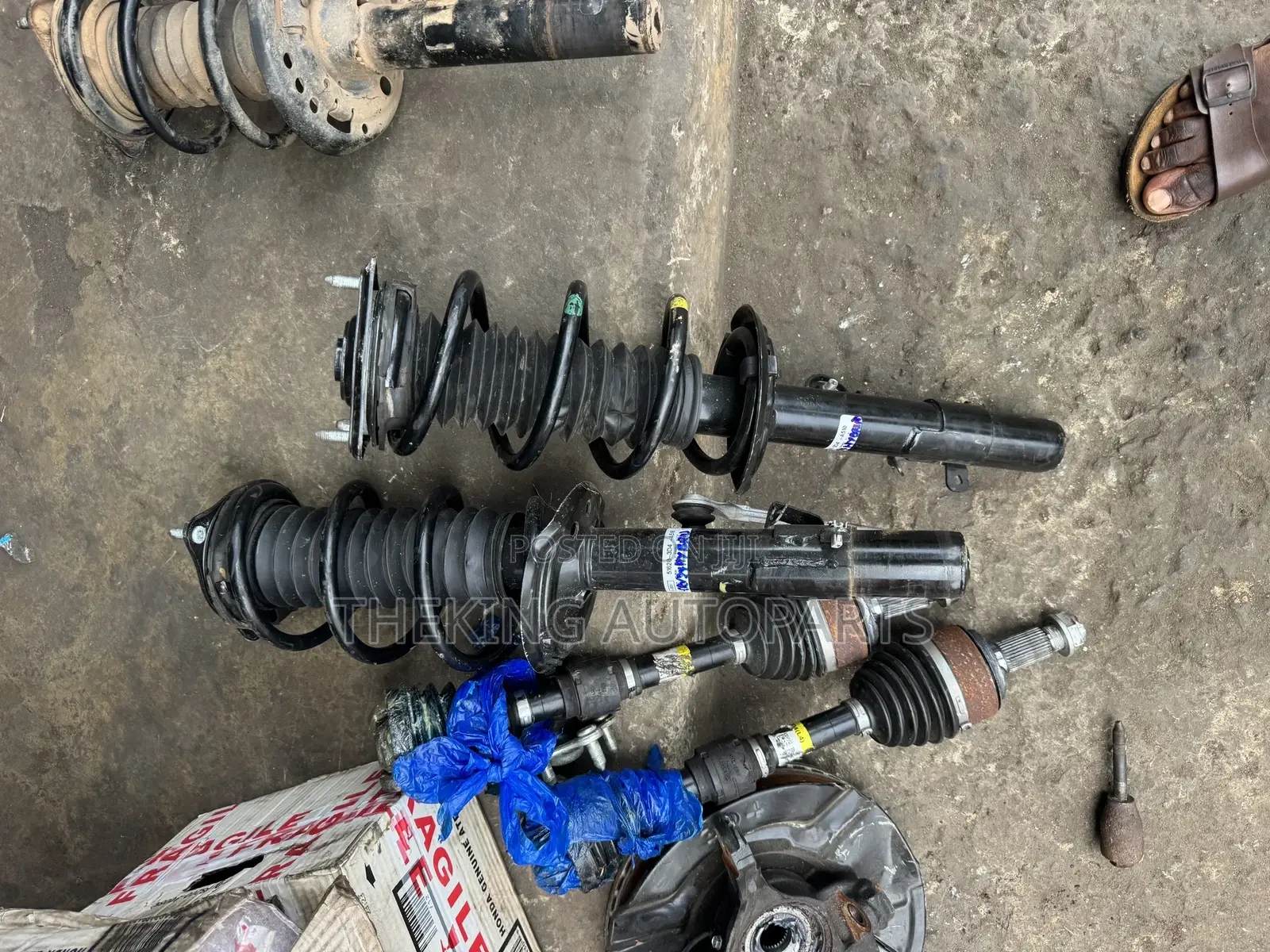 Honda CRV 2017 Front Shocks.