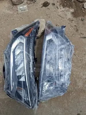 Headlight Rav4 2019-2020