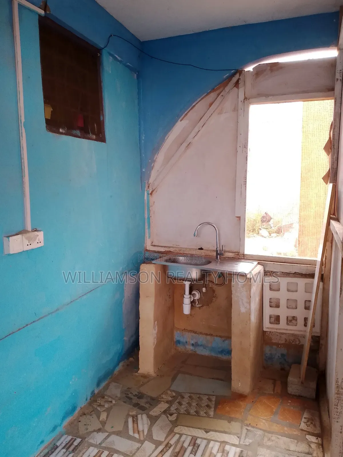 1bdrm Apartment in Community 18 Area, Spintex for rent