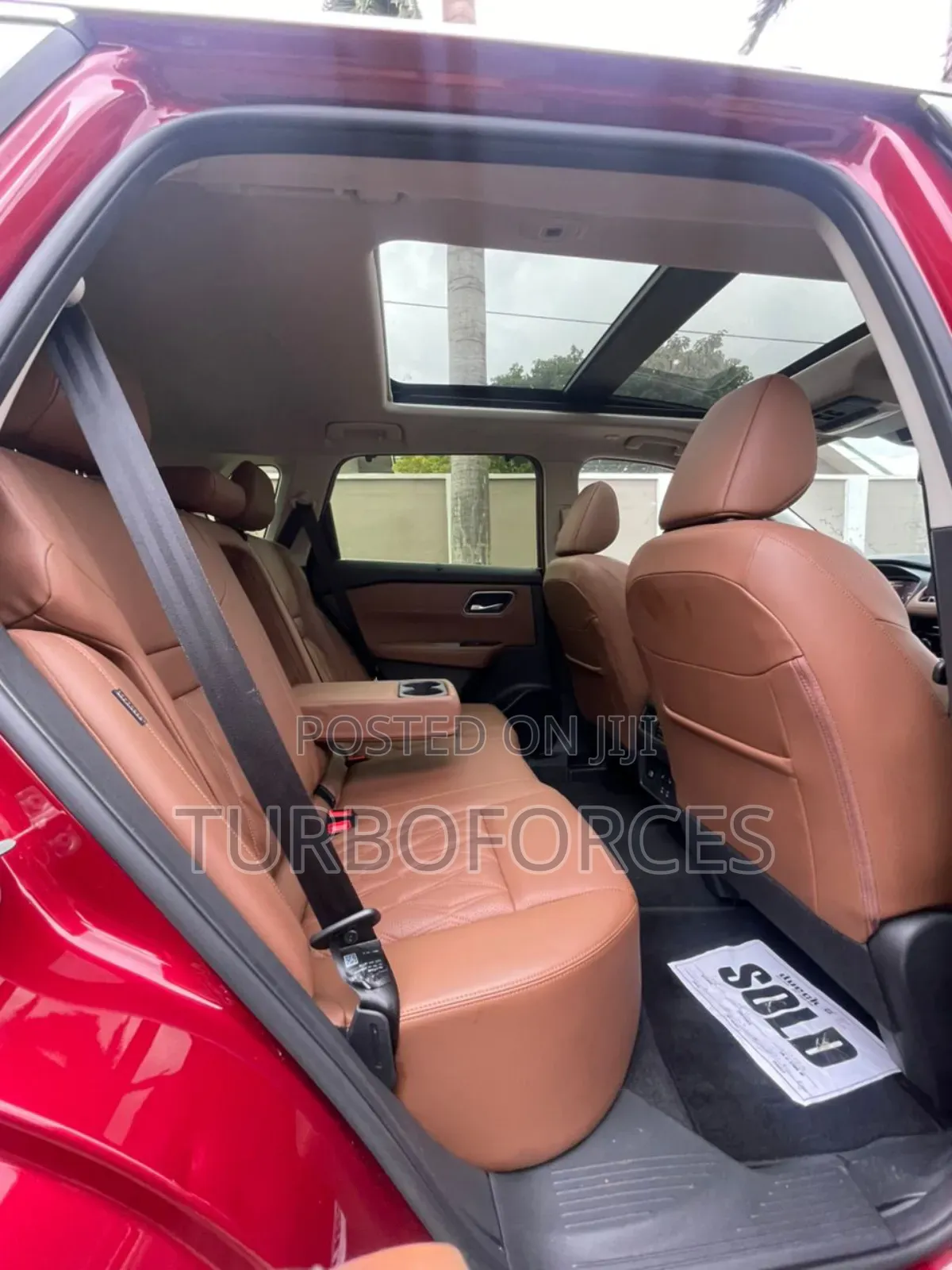 Nissan Rogue Platinum 2024 Red