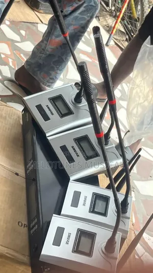 Shure Hy-04 Uhf 4in1 Gooseneck/Conference Wireles Microphone