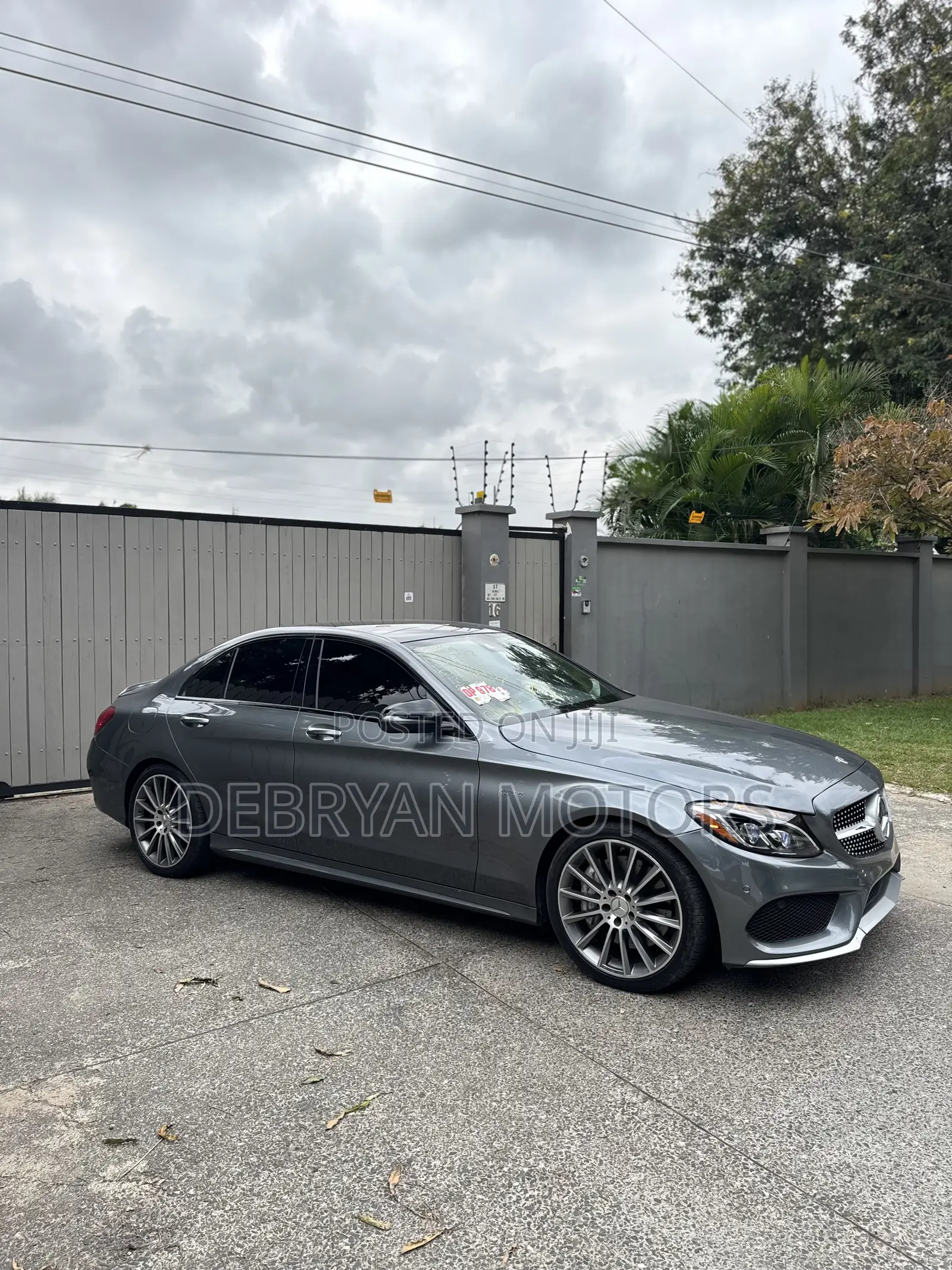 Mercedes-Benz C43 4Matic Sedan AWD (3.0L V6 9AM) 2017 Gray
