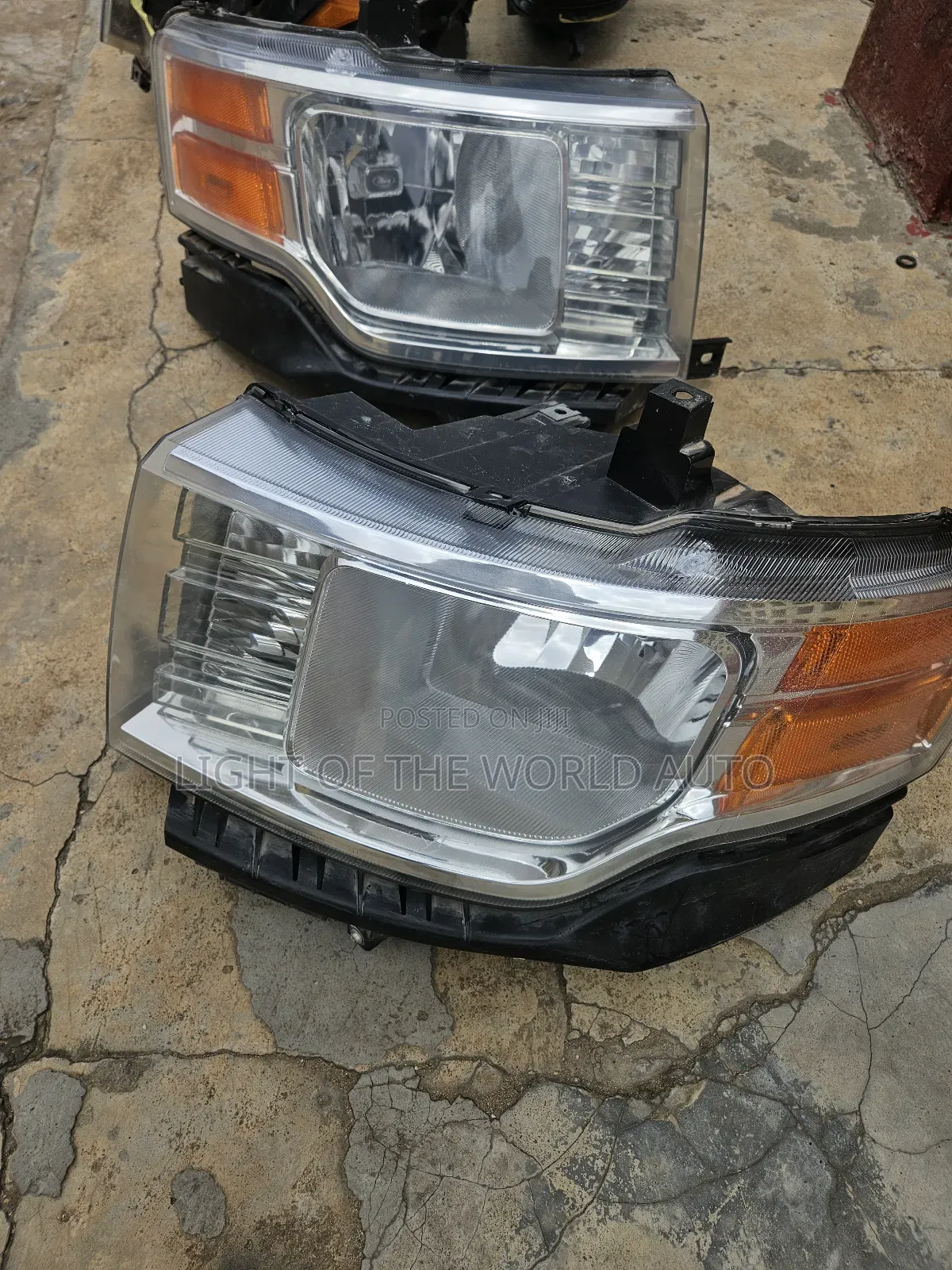 Ford Flex Headlight 2012