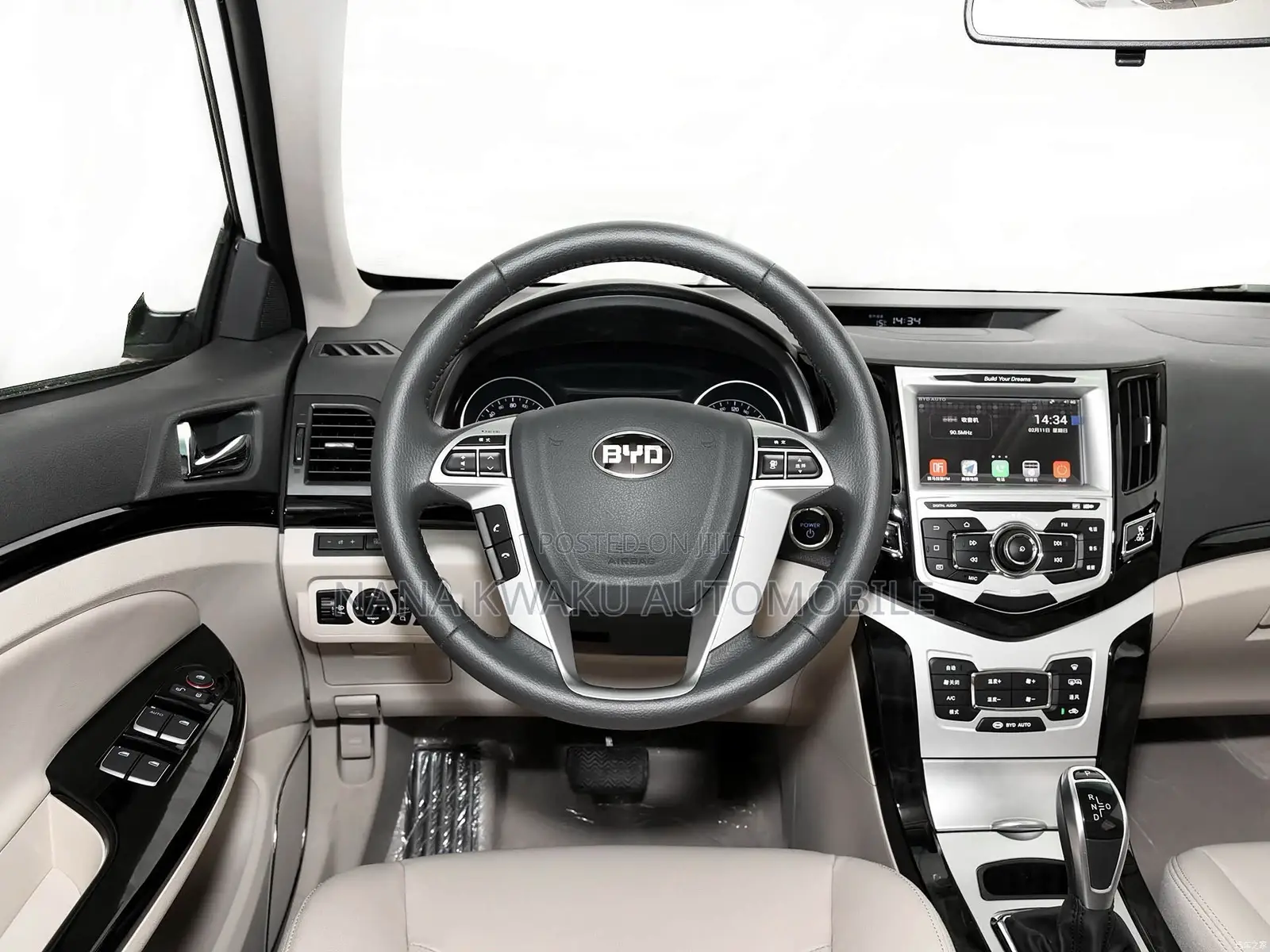 BYD E2 47 kWh 94 hp FWD 2019 White