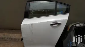 Chevrolet Cruze Doors
