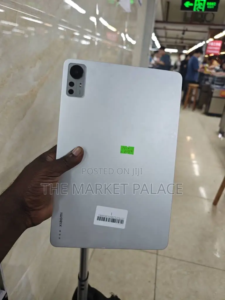 New Xiaomi Pad 5 Pro 12.4 256 GB Silver