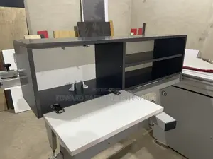 Tv Stand 1 Door 4’X1’X1’
