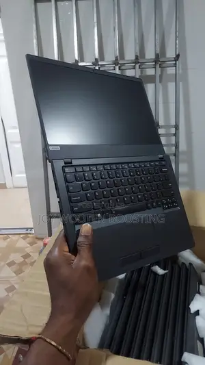 New Laptop Lenovo 8GB Intel Core I5 SSD 256GB