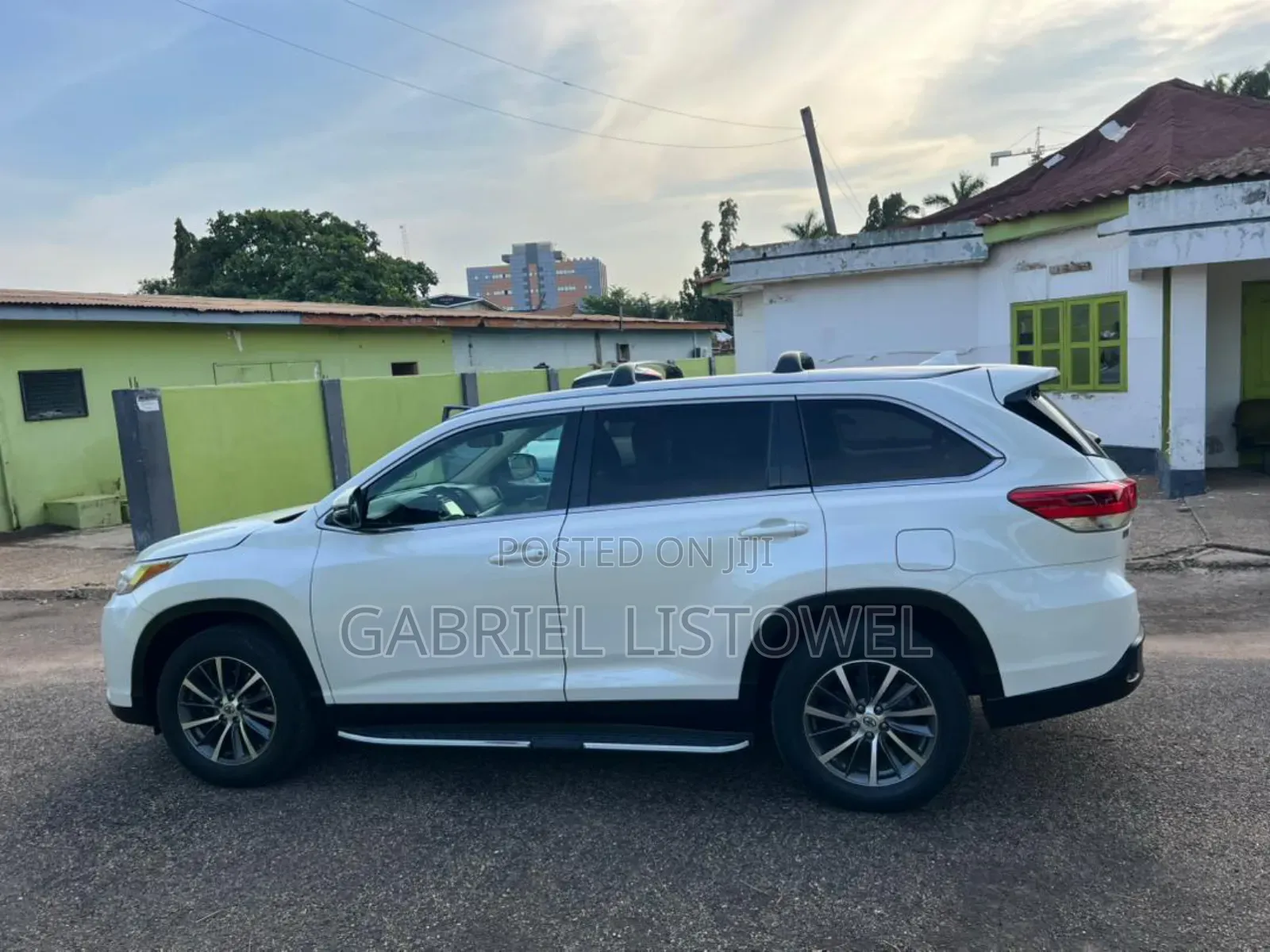 Toyota Highlander XLE 2019 White