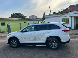 Toyota Highlander XLE 2019 White