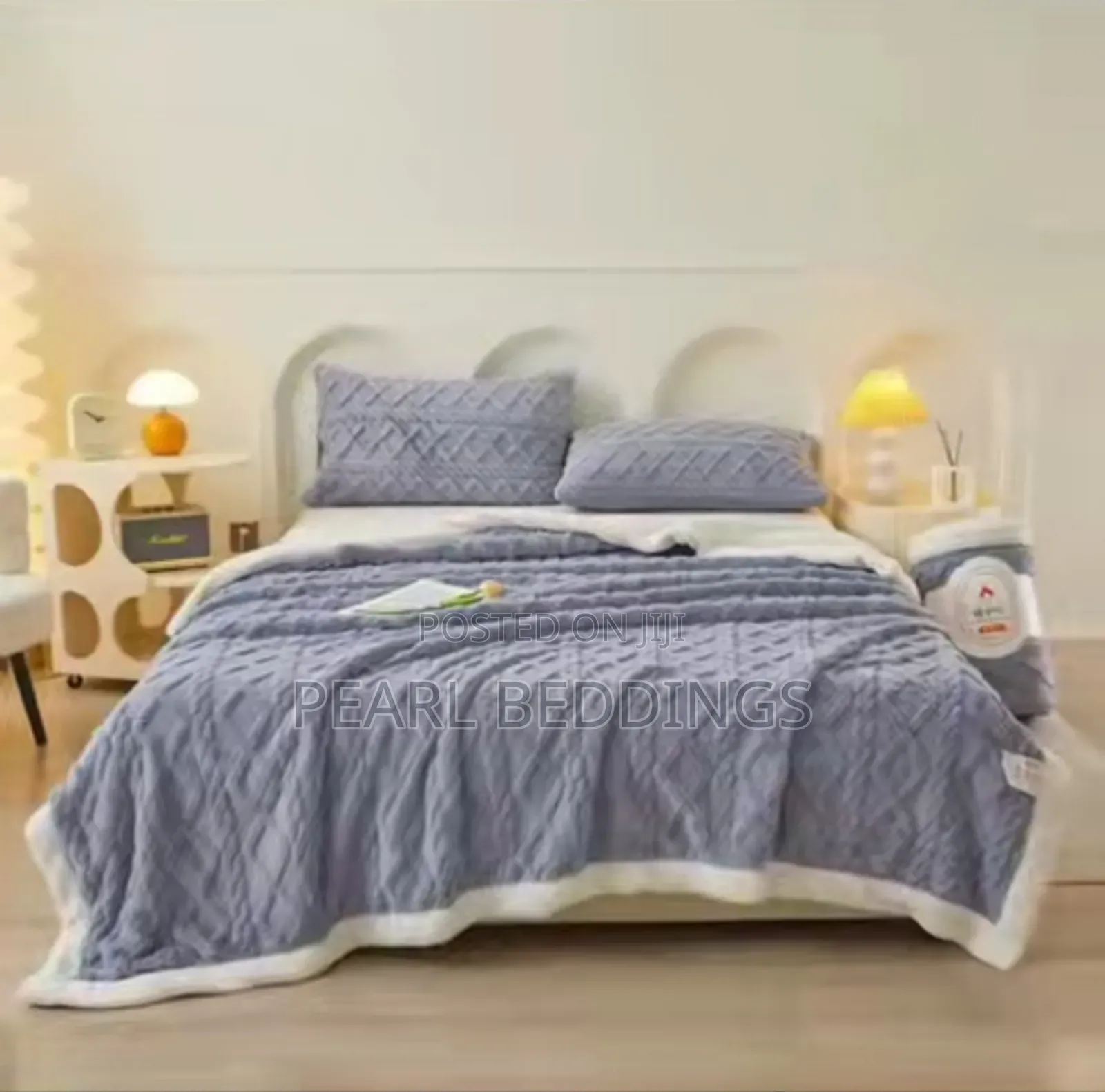 Quality Plush Comfort Sherpa Blanket And Matching Pillowcase