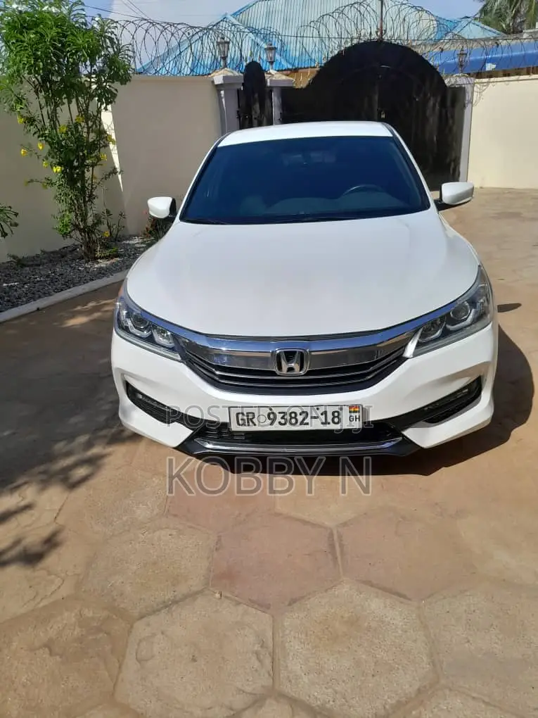 Honda Accord Sport SE 4dr Sedan FWD (2.4L 4cyl 2A) 2017 White