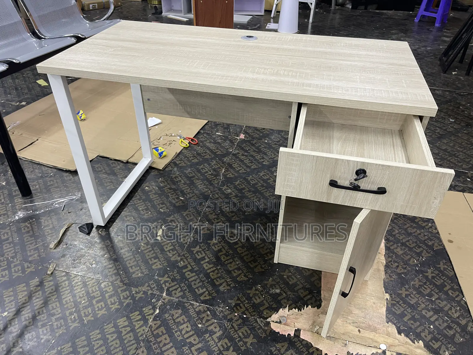 Quality Portable Office Desk(Office Table)