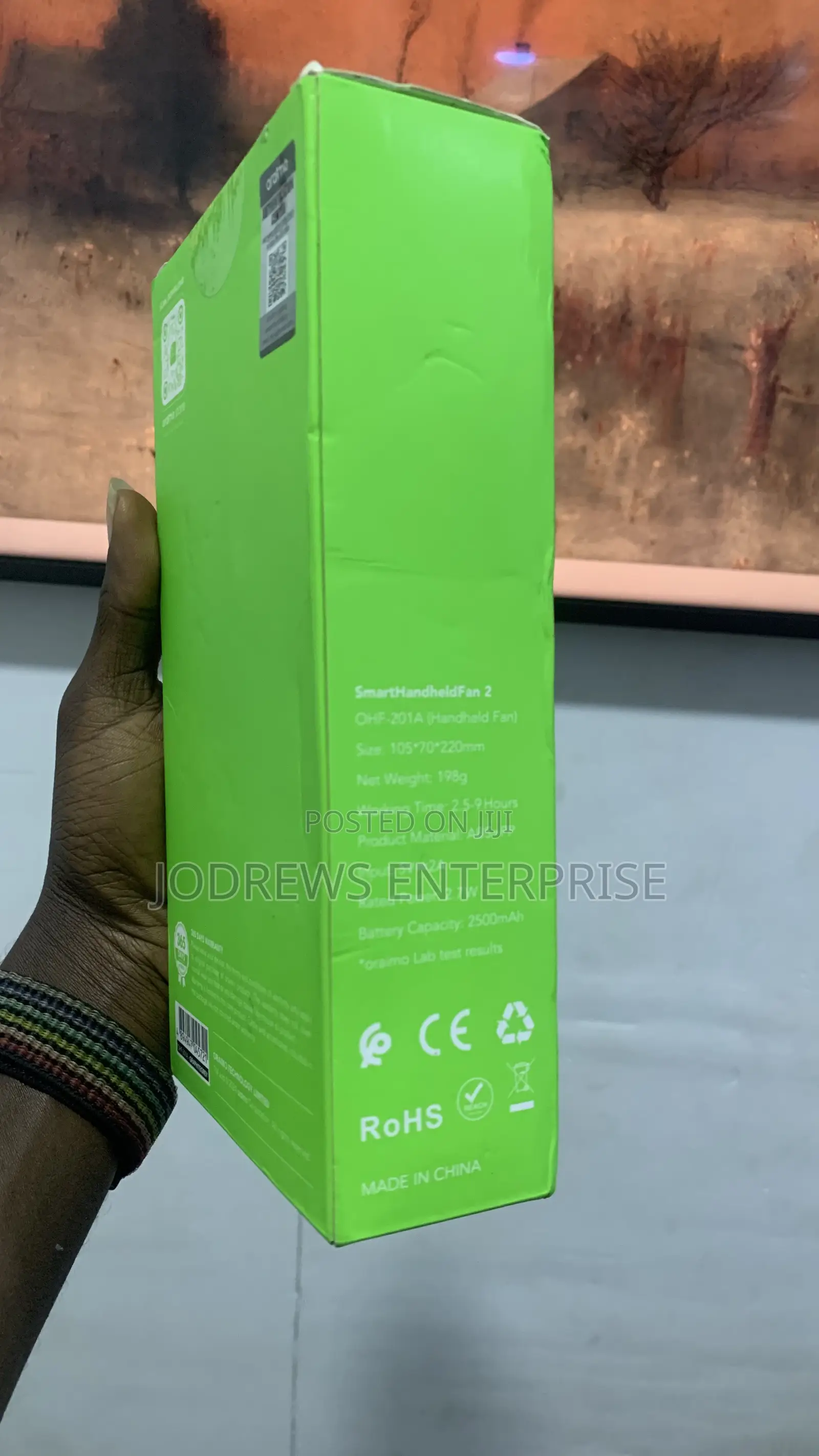 Oraimo Smart Handheld Fan 2 With Light Base