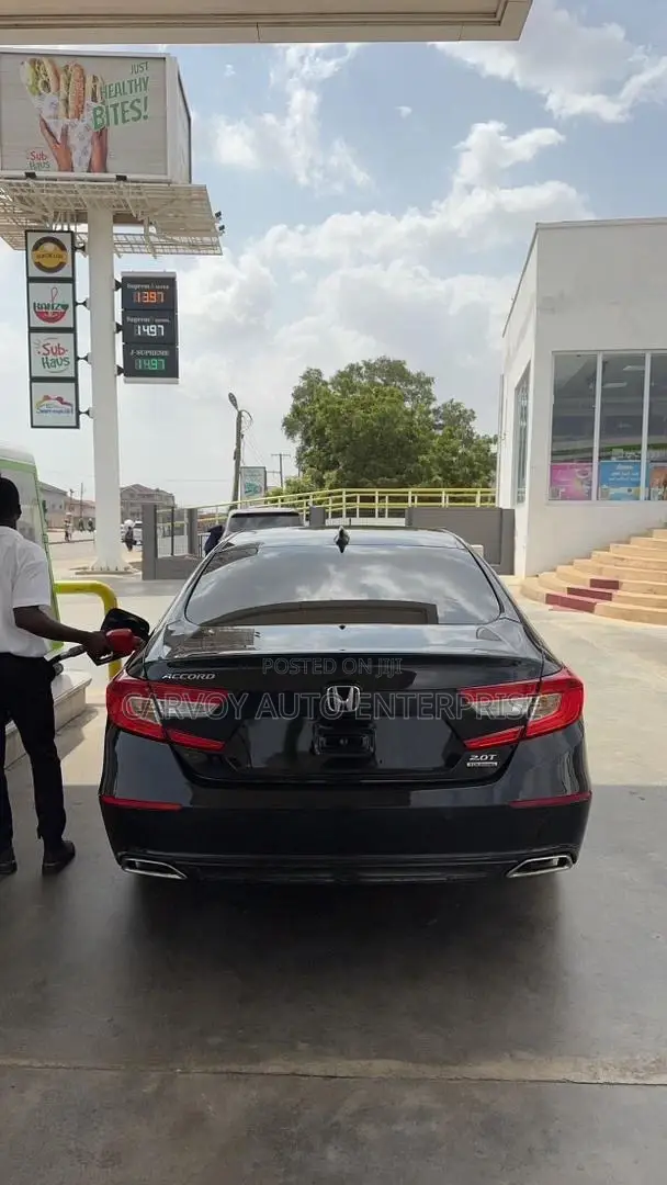 Honda Accord Touring 2.0T 2018 Black