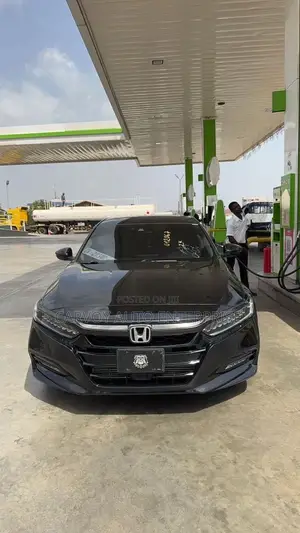 Honda Accord Touring 2.0T 2018 Black