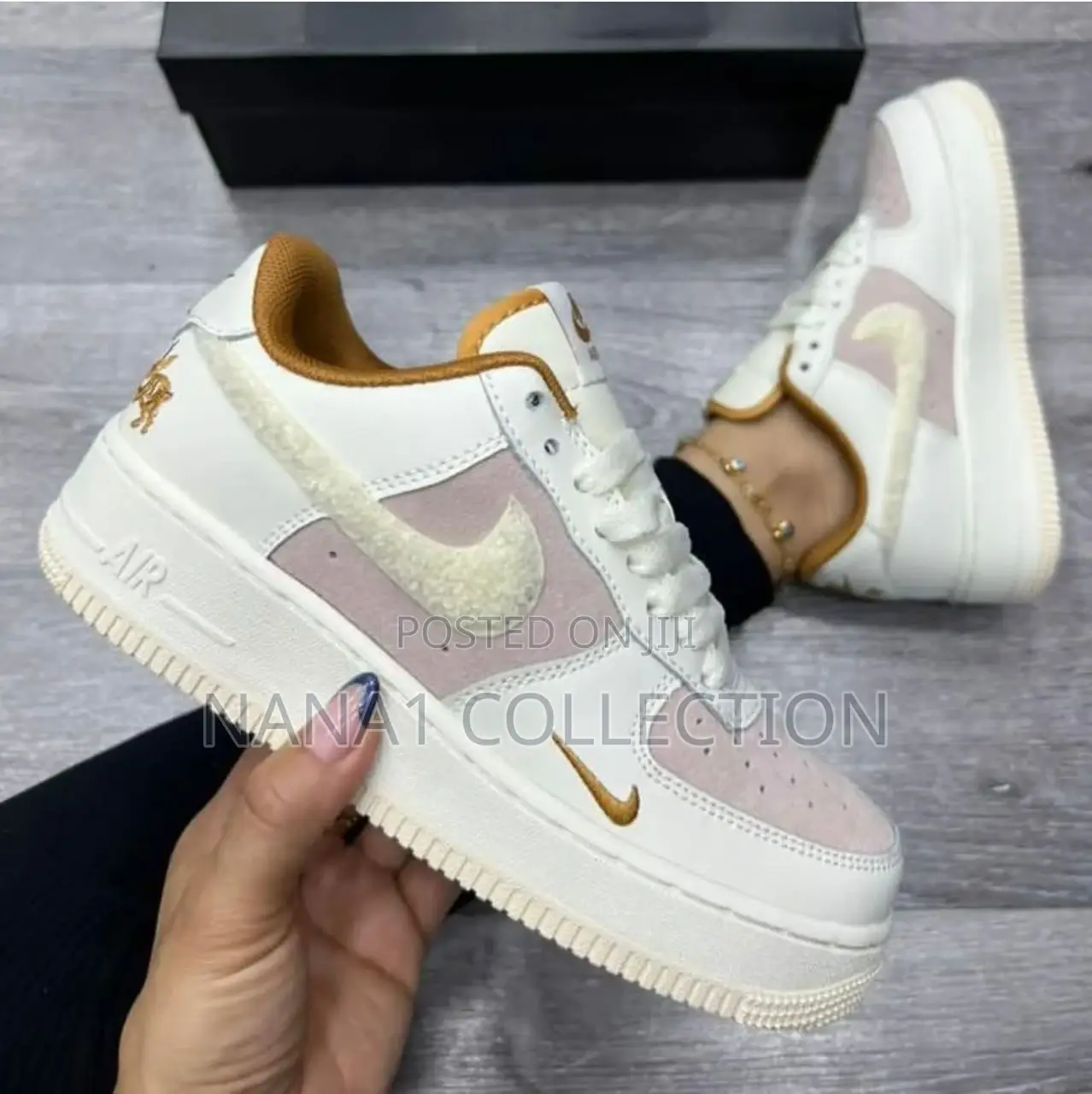 Nike Air Force Creamy