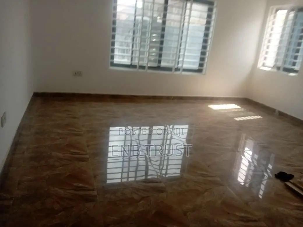 3bdrm House in Ablekuma Odumase, Ga South Municipal for sale