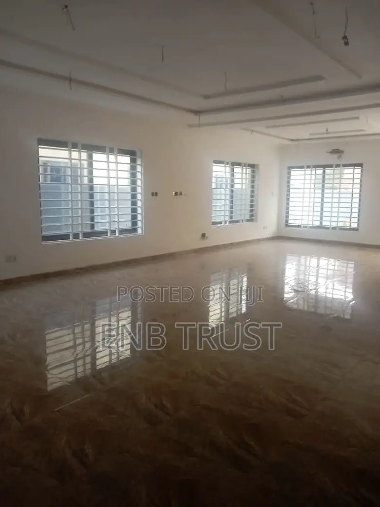 3bdrm House in Ablekuma Odumase, Ga South Municipal for sale