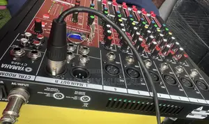 Professional Mixing Console 6- Channel With Sound Card