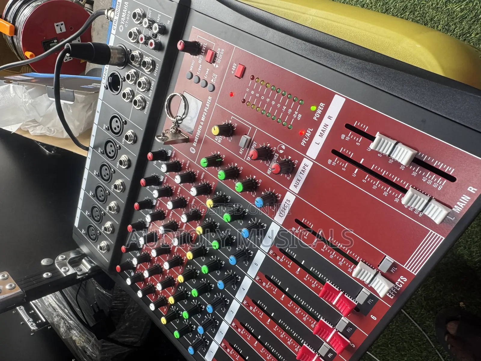 Professional Mixing Console 6- Channel With Sound Card