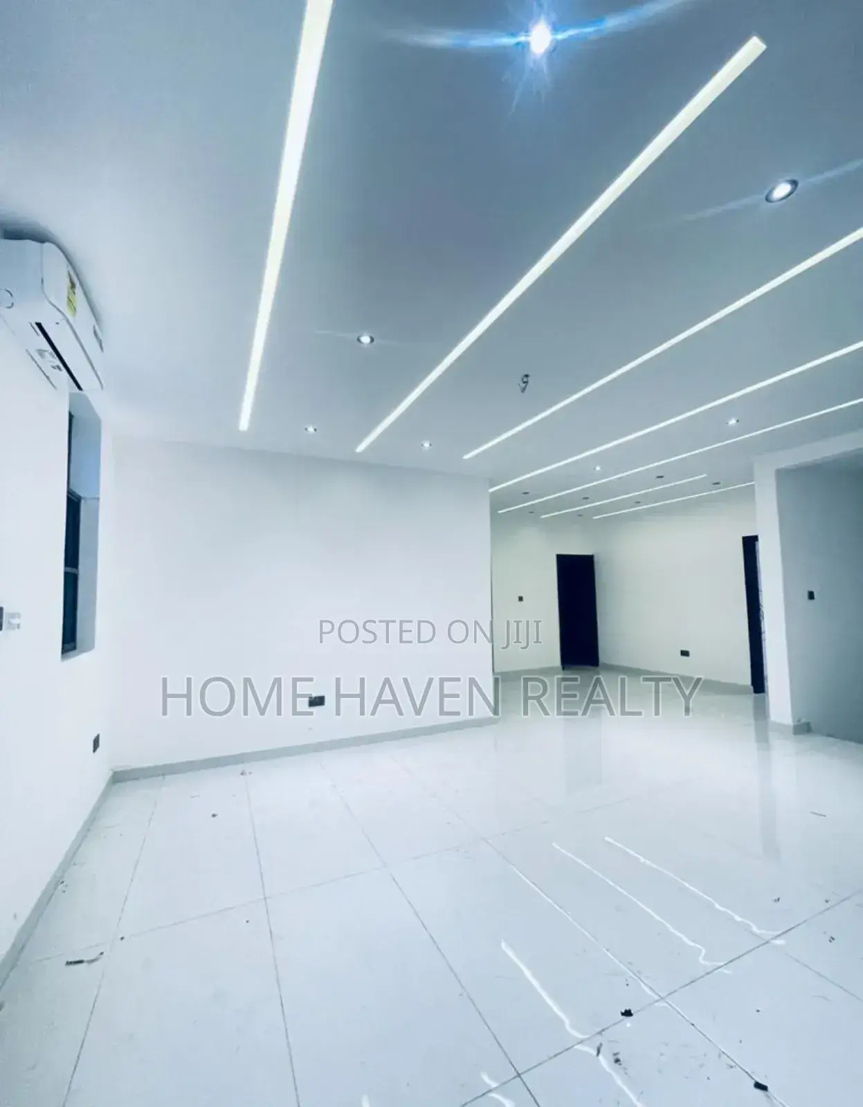 4bdrm House in School Junction, Ashaley Botwe for sale