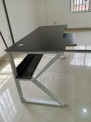 Gaming Studio Office Desk With Book and Keyboard Shelves