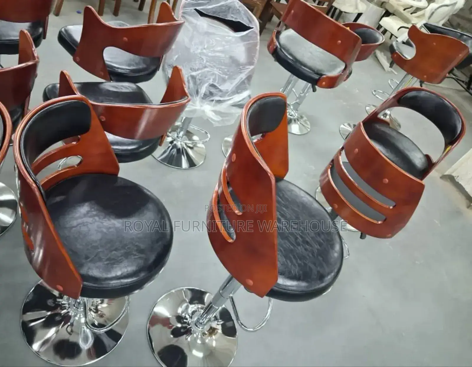 360 Turnable Bar Chair