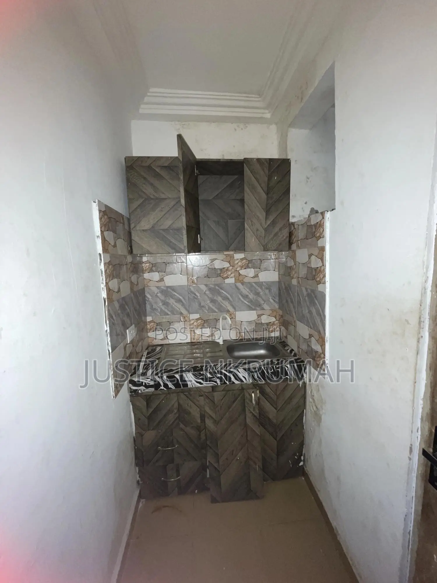 1bdrm Apartment in Mr Justice Estate, Old Barrier for rent